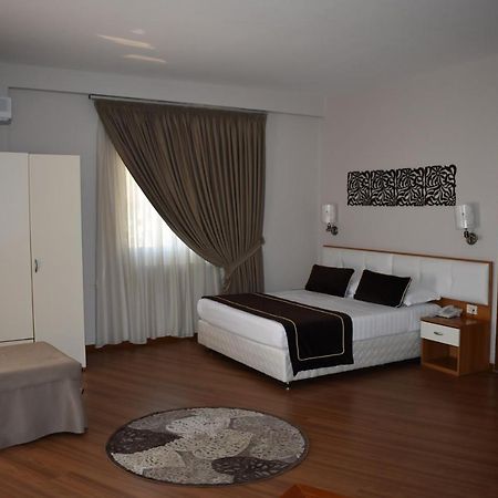Hotel Arvi Драч Екстериор снимка