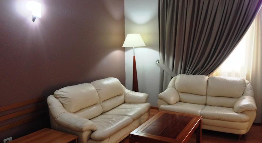 Hotel Arvi Драч Стая снимка