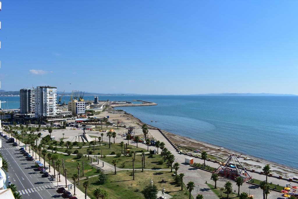 Hotel Arvi Драч Екстериор снимка