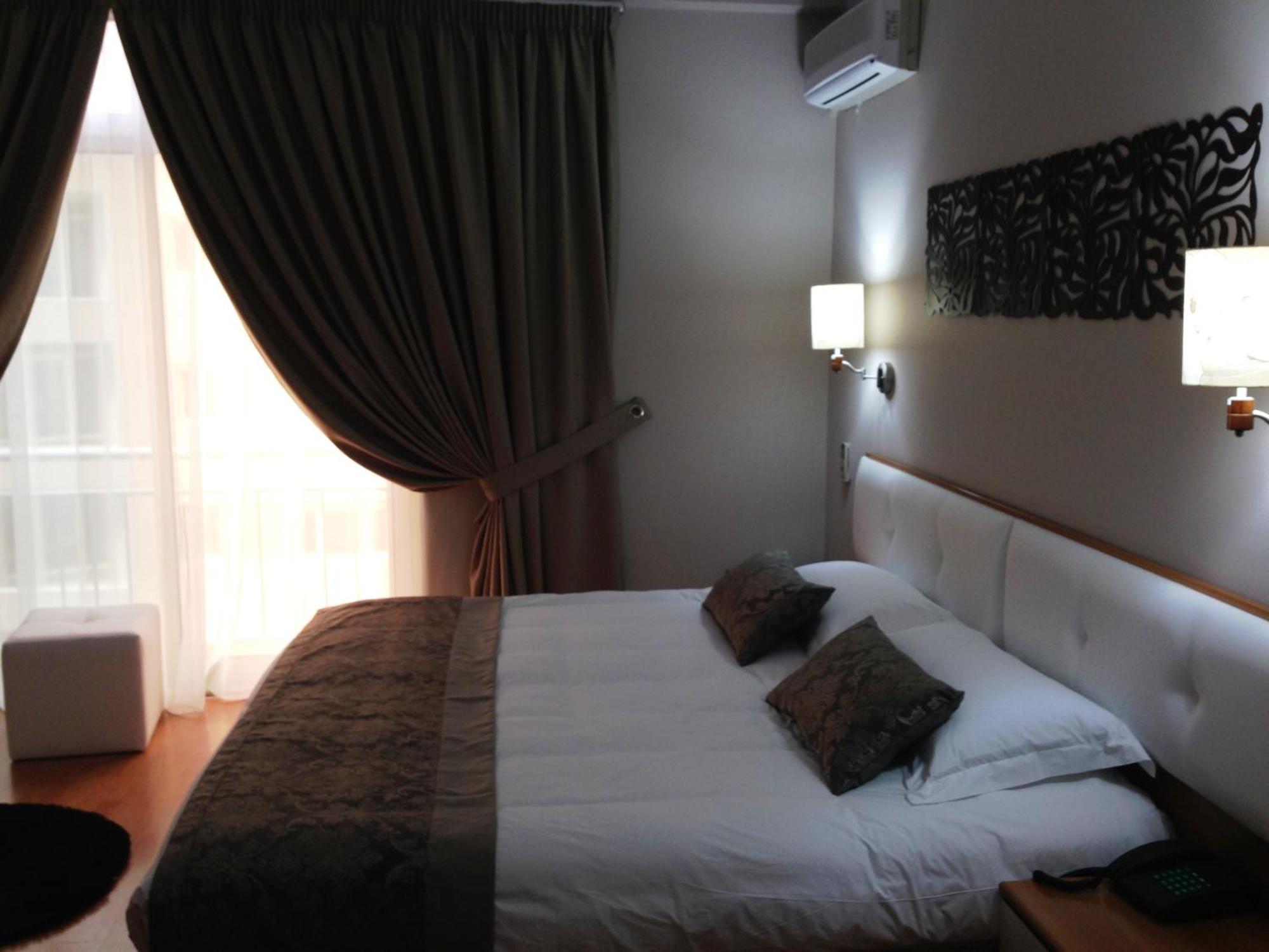 Hotel Arvi Драч Стая снимка