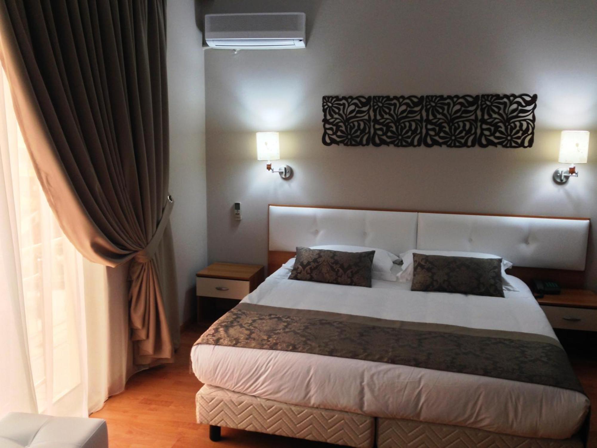 Hotel Arvi Драч Стая снимка