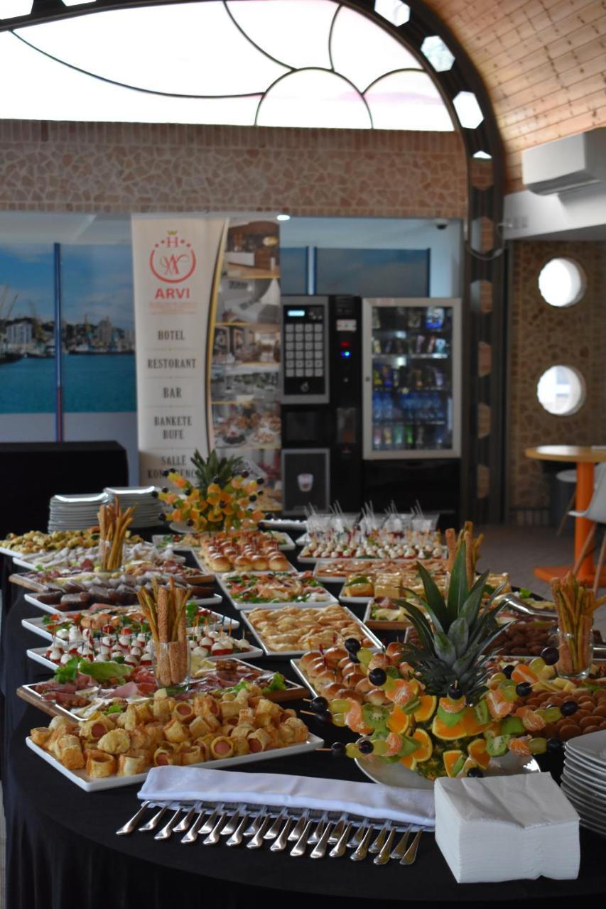 Hotel Arvi Драч Екстериор снимка