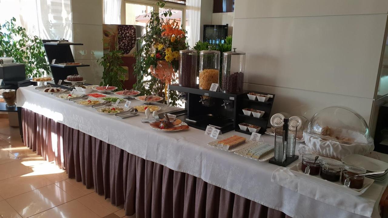 Hotel Arvi Драч Екстериор снимка